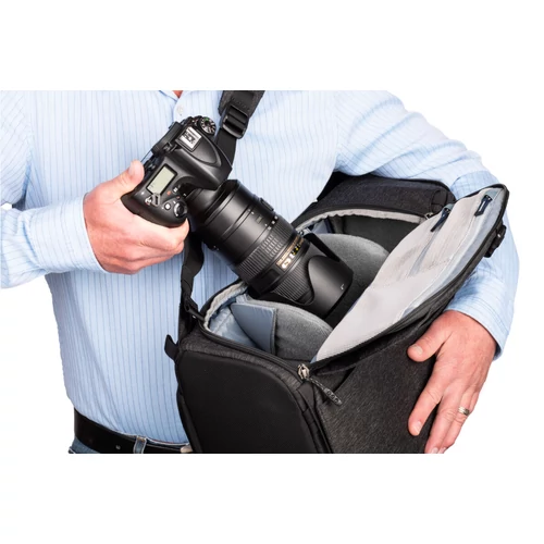 Think Tank Urban Access Backpack 15 fekete hátizsák